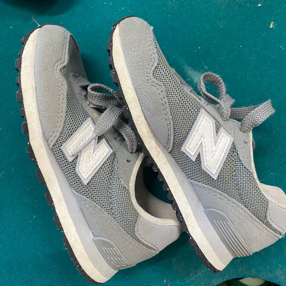 New Balance Kids Sneakers in Gray and White